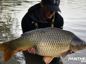 Boilies od Panther Baits si oblíbili i hokejisté Václav Nedorost a Miloslav Čermák