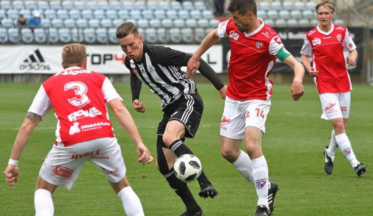 Fotbalisté Dynama uspěli proti Pardubicím, porazit je dokázali po pěti letech