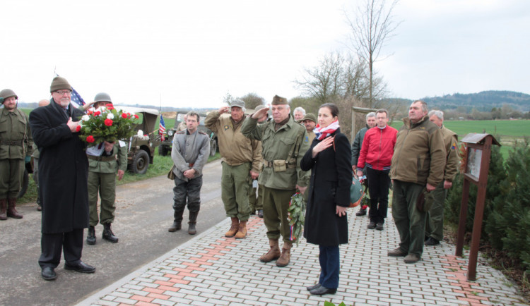 V letošním roce se v Boršově nad Vltavou bude konat již tradiční pietní setkání u pomníčku v sobotu 13.dubna od 11:00 hod