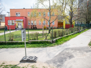 Město opraví chodníky v Dlouhé ulici. Opravy vyjdou na 635 tisíc korun