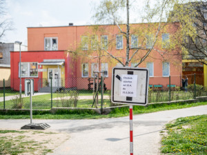 Město opraví chodníky v Dlouhé ulici. Opravy vyjdou na 635 tisíc korun