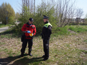 Strážníci se zapojili do akce Jehla. Po Budějcích hledali použité injekční stříkačky