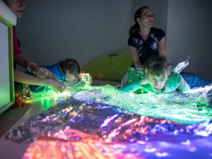 Centrum Bazalka má dvě multismyslové místnosti pro děti s těžkým kombinovaným  postižením a děti s poruchou autistického spektra