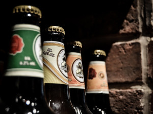 Obchodníci na jihu Čech prodali alkohol nezletilým. Hrozí jim až milionová pokuta