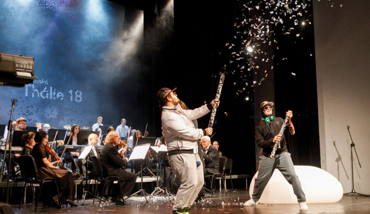 Konec dubna se v Jihočeském divadle nesl ve znamení ocenění.