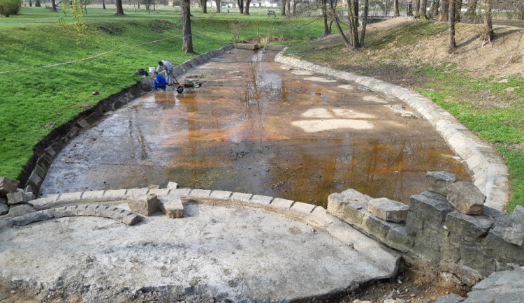 Brouzdaliště u Malého jezu