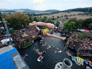 Dvacátý Highjump s podtitulem Legendy opět v Hřiměždicích