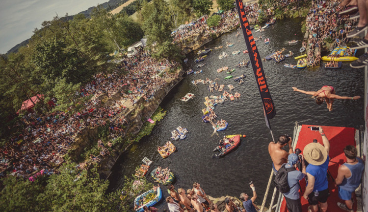 Dvacátý Highjump s podtitulem Legendy opět v Hřiměždicích