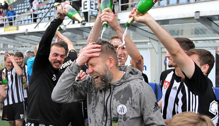 Dynamo porazilo Chrudim a slaví návrat do nejvyšší soutěže