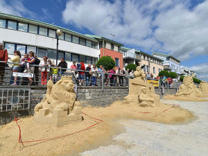 Pískoviště v Písku nabízí sochy, dračí lodě i historii fotbalu