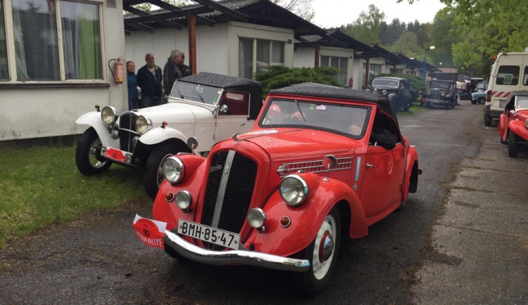 Do Křivonosky se sjely téměř tři stovky veteránů