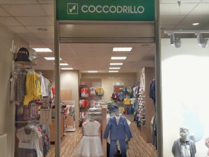 Nově otevřená prodejna s dětským oblečením Coccodrillo