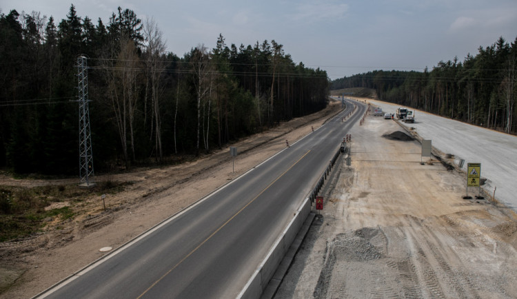 Na stavbě D3 u Třebonína nasadilo ŘSD drony, je to výjimečné