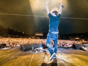 Chinaski zahrají v Pivovarské zahradě. Přizvali si i hosty