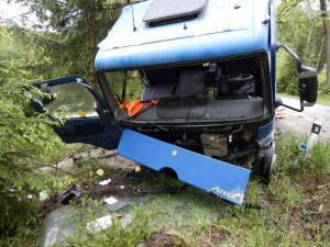 V Plané se stala vážná dopravné nehoda. Na místo letěl vrtulník