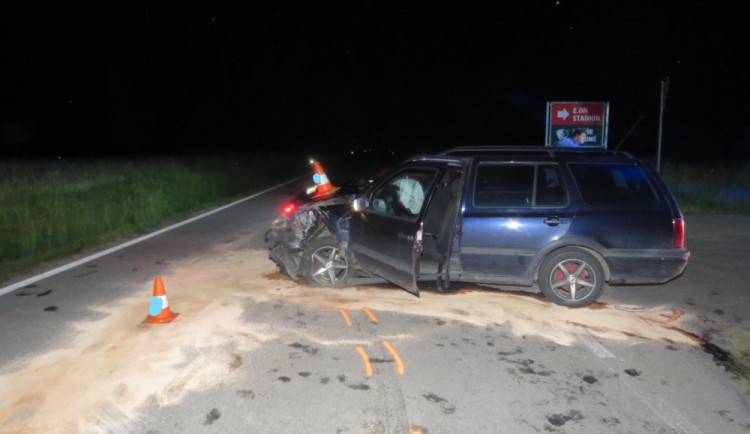 Při dopravní nehodě v Roudném se zranilo osm lidí