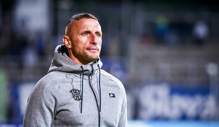 Příští rok musíme postoupit z prvního místa, dlužíme to fanouškům, říká trenér Zbrojovky Šustr