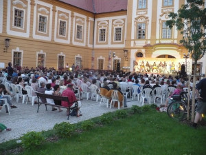 Nádvoří kláštera (4)