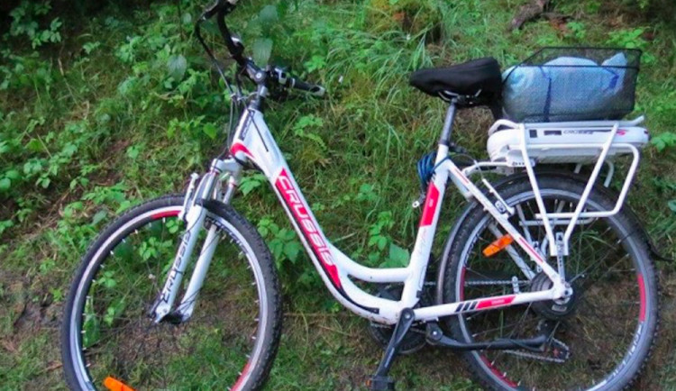 Na Táborsku došlo k nehodě cyklisty, na místě zemřel