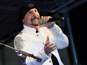 Bavili se zpěváci i publikum. Výtěžek pomůže opět prachatické nemocnici