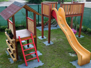 Budějcká Královská školka s vlastní solnou jeskyní oslavila v květnu své první narozeniny