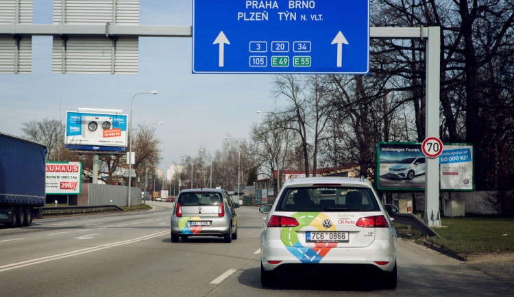Oblíbené budějcké sdílení aut GoDrive nyní využívají i firmy