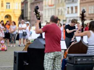 Budějce ovládnou pouliční umělci. Začal Buskers fest