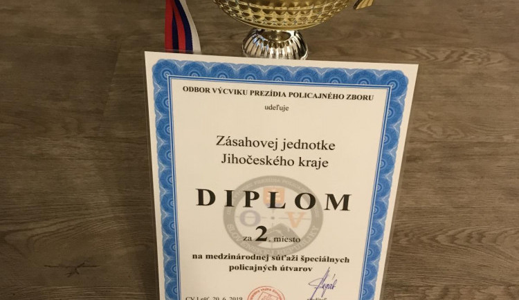 Jihočeská zásahovka přivezla ze Slovenska stříbro