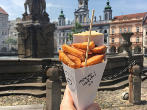 Hranolky, které v Budějcích chyběly. Znáte Faency Fries?