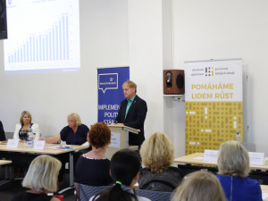 Staňte se první oceněnou společností přátelskou k zaměstnávání osob 55+