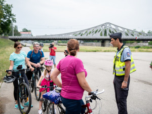 Policisté v Budějcích se dnes zaměřili na cyklisty a jejich bezpečnost
