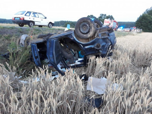 U Třeboně se stala tragická dopravní nehoda. Na místě zemřel sedmadvacetiletý řidič osobáku