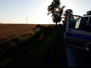 U Třeboně se stala tragická dopravní nehoda. Na místě zemřel sedmadvacetiletý řidič osobáku