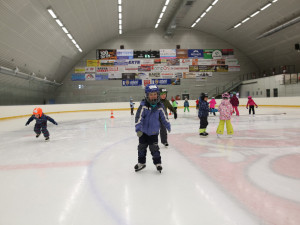 Projekt Děti do bruslí ukončil druhou fázi. Z laiků jsou teď profíci