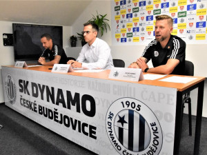 Dynamo vstupuje do ligy. Od hráčů se očekává, že na trávníku nechají srdce