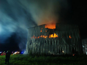 Hasiči likvidovali požár ve Slavonicích, vyhlášený byl druhý stupeň požárního poplachu