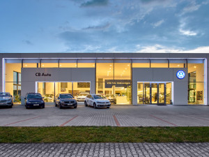 Jsme tu pro všechny, co chtějí nové auto, kvalitní autoservis a služby, říká ředitel CB Auto František Fišer