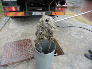 Český Krumlov se zaměří na kontroly vypouštění nevhodného odpadu do kanalizace
