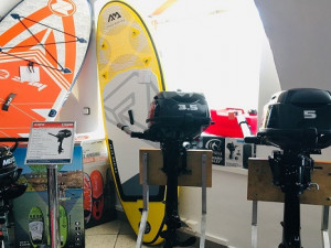 I výbava k vodě se vyplatí kupovat u odborníků. Jednou z možností je kamenný obchod a e-shop KWS sports