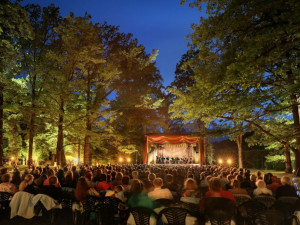 V Krumlově začíná Mezinárodní hudební festival. Nabídne Take 6, operu i film