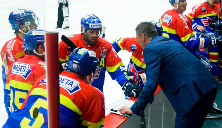 Motor vybírá dresy na nadcházející sezonu.