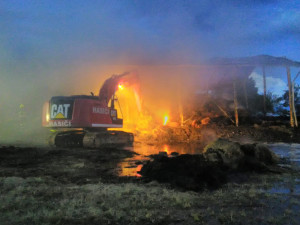 Na Strakonicku hořel sklad. Škoda přesahuje dva miliony korun