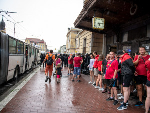 Sparťanští fanoušci dorazili do Budějc. Příjezd se obešel bez komplikací