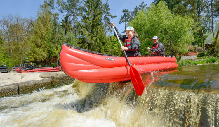 Kvůli suchu jsou v půli prázdnin splavné jen části velkých řek