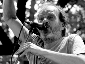 Smutný Karel zaplnil prostor u Slavie. Zatáhl nás zpátky do divokých šedesátek