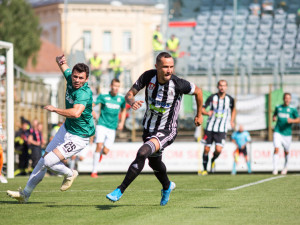 Čolič vystřelil Dynamu remízu s Jabloncem. Jihočeši na domácí vítězství stále čekají