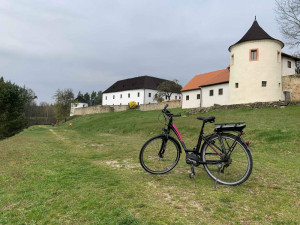Síť elektrokol v Jihočeském kraji se opět rozrostla
