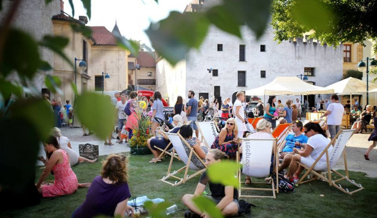 Už tradičně je konec letních prázdnin ve znamení pouličního festivalu Město lidem, lidé městu.
