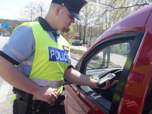 Policie chytila dalšího řidiče pod vlivem. Nadýchal více jak tři a půl promile