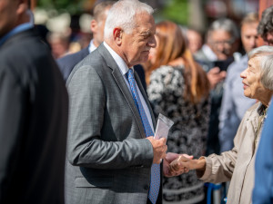 Na zahájení dorazil i Václav Klaus.